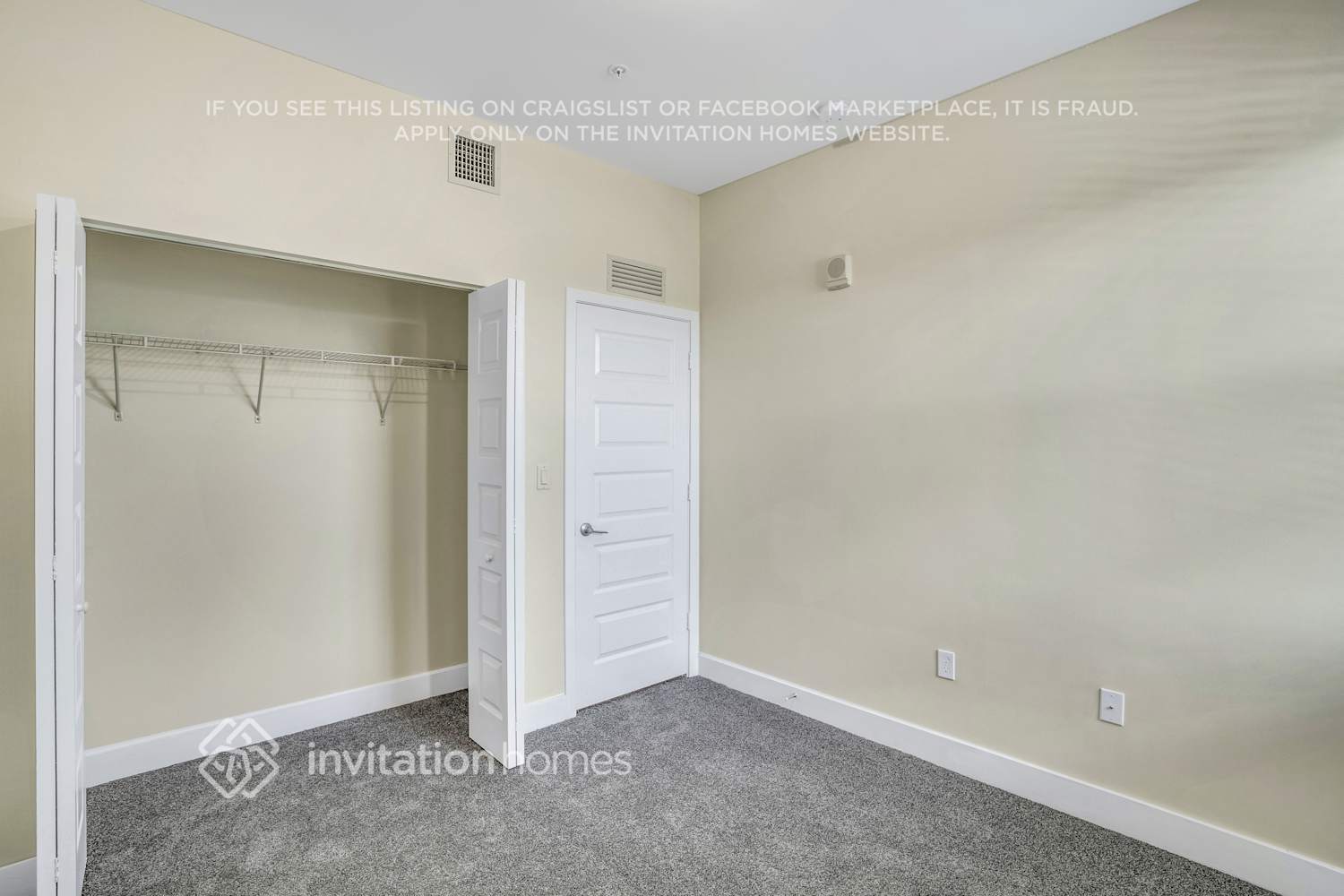 Building Photo - 10437 NW 82nd St