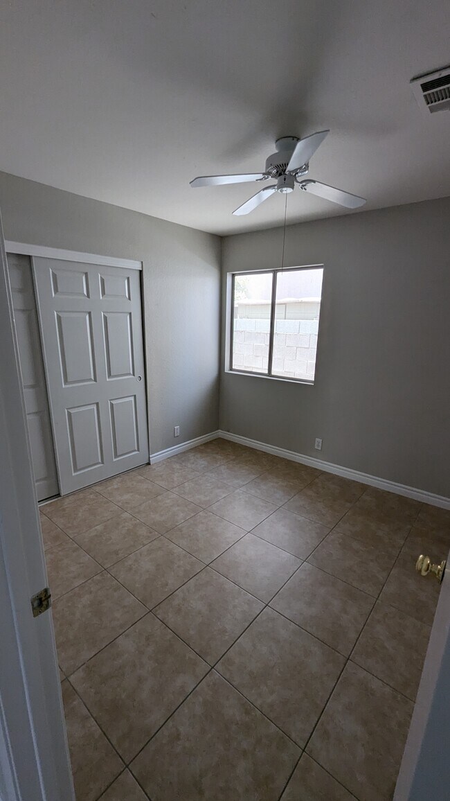 Building Photo - 8208 Cactus Root Ct