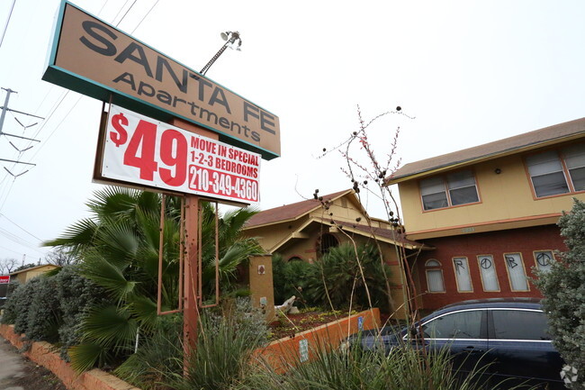 Primary Photo - Santa Fe Apartments