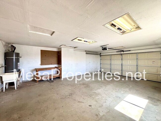 Building Photo - 16612 Osage Rd