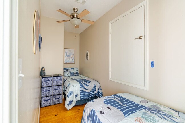 Building Photo - 814 Helen Blvd