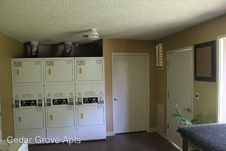 Building Photo - 2 br, 1 bath Apartment - 1865 East 8th Street