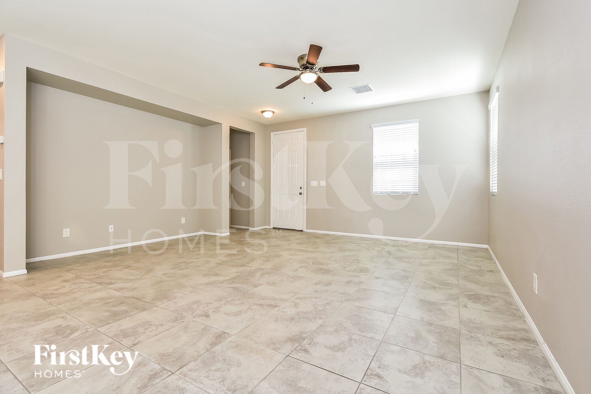Building Photo - 1106 E Dorrell Ln