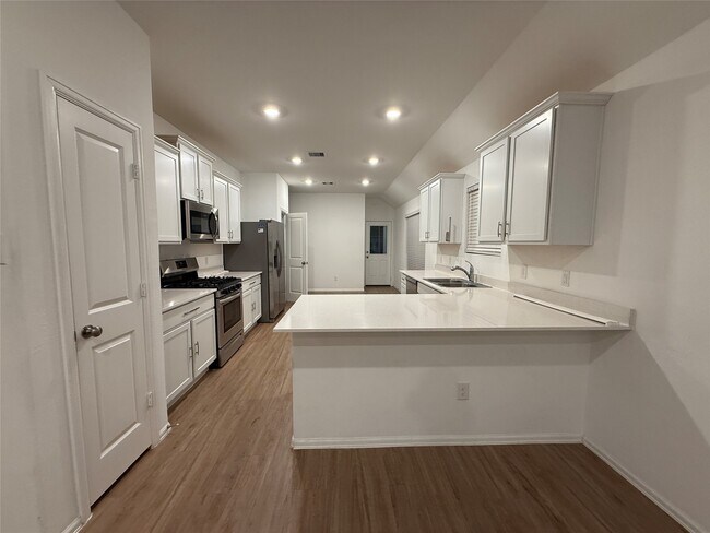 Building Photo - 1739 Sahara Dr