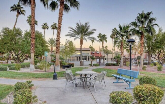 Building Photo - LAS VEGAS GUARD-GATED CONDO FOR RENT | 2 BEDROOM DOWNSTAIRS UNIT | BELLA VITA COMMUNITY
