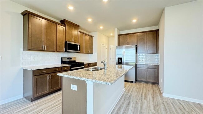 Building Photo - 694 Gabby Pt