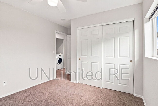 Building Photo - 9132 W Arden Ln