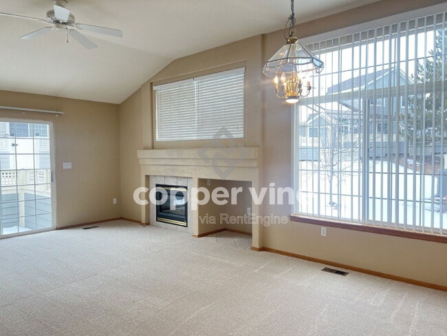 Building Photo - 6337 Cole Ln