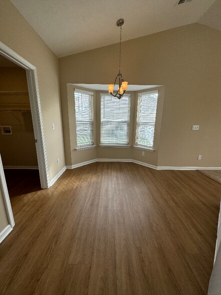 Building Photo - 4512 E Walkerton Rd