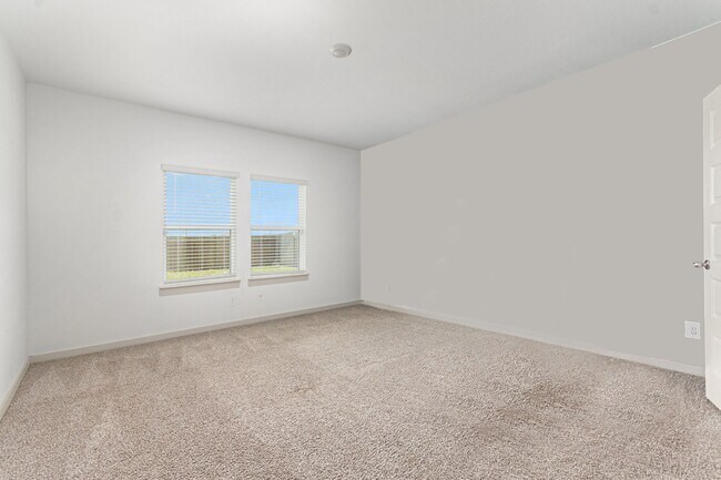 Building Photo - 31 Desert Spring Ln
