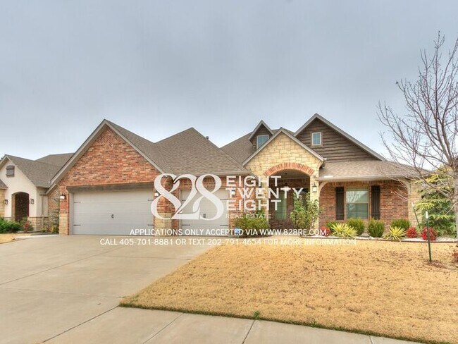 Building Photo - ABSOLUTELY STUNNING 4 BD/3 BATH HOME IN WI...