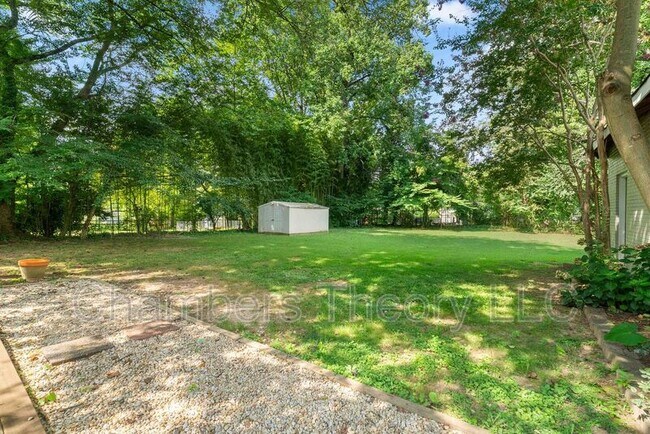 Building Photo - 3318 Holloman Rd