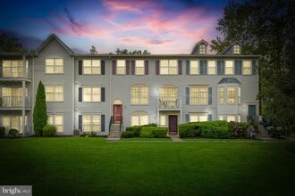 Building Photo - 71 Chambord Ct