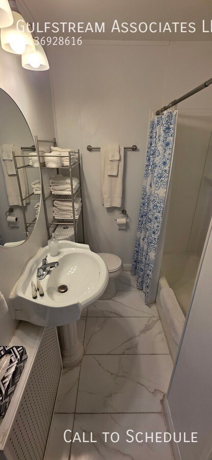 Building Photo - 1700 S Charles St