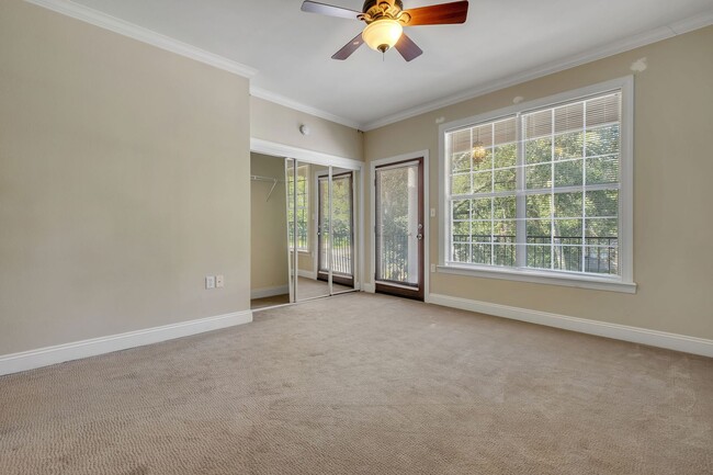 Building Photo - Midtown Tallahassee Townhome