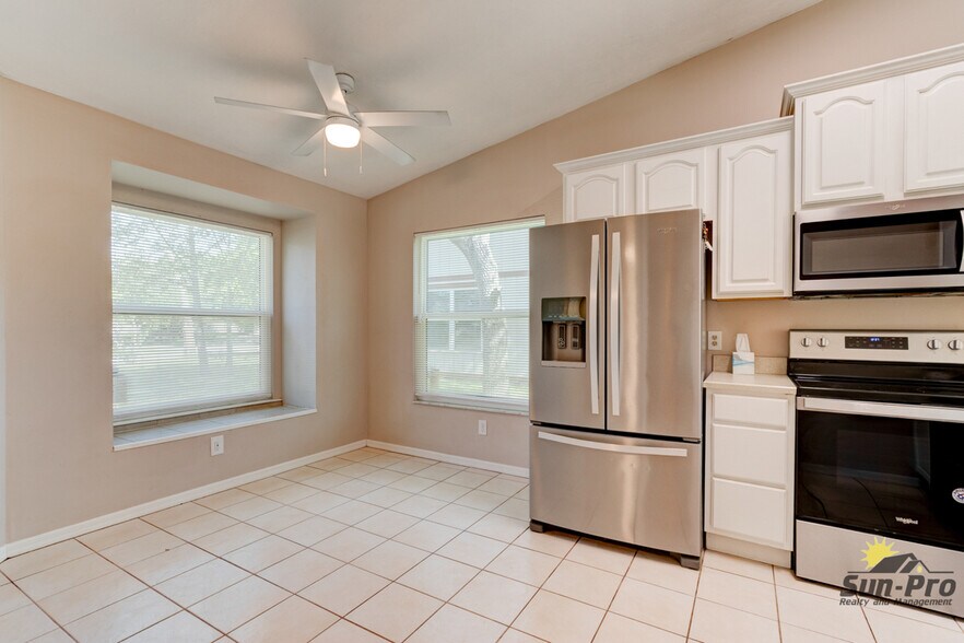 Building Photo - 1126 Hermitage Ct