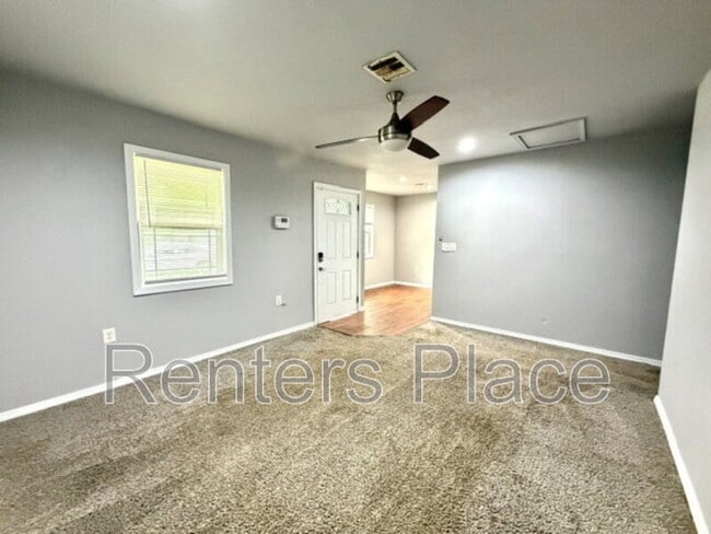 Building Photo - 2326 N Atlanta Pl