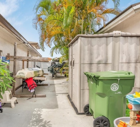 Building Photo - 7117 W 30th Ln