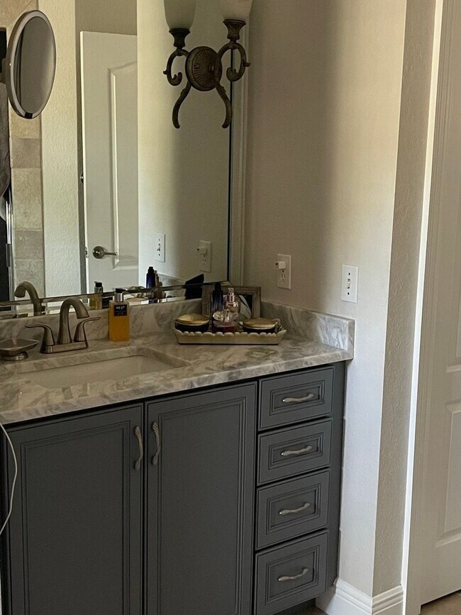 Building Photo - Live Exceptionally in an Elegant 4-Bedroom...