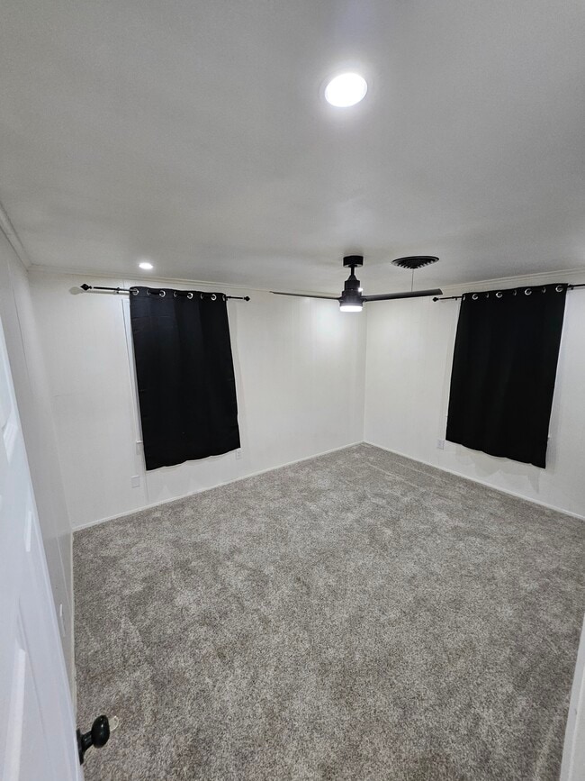 Building Photo - 3113 Tulip St