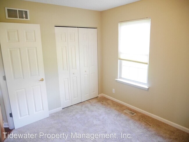 Building Photo - 2 br, 1 bath House - 2743 Rutland Rd Apt 1