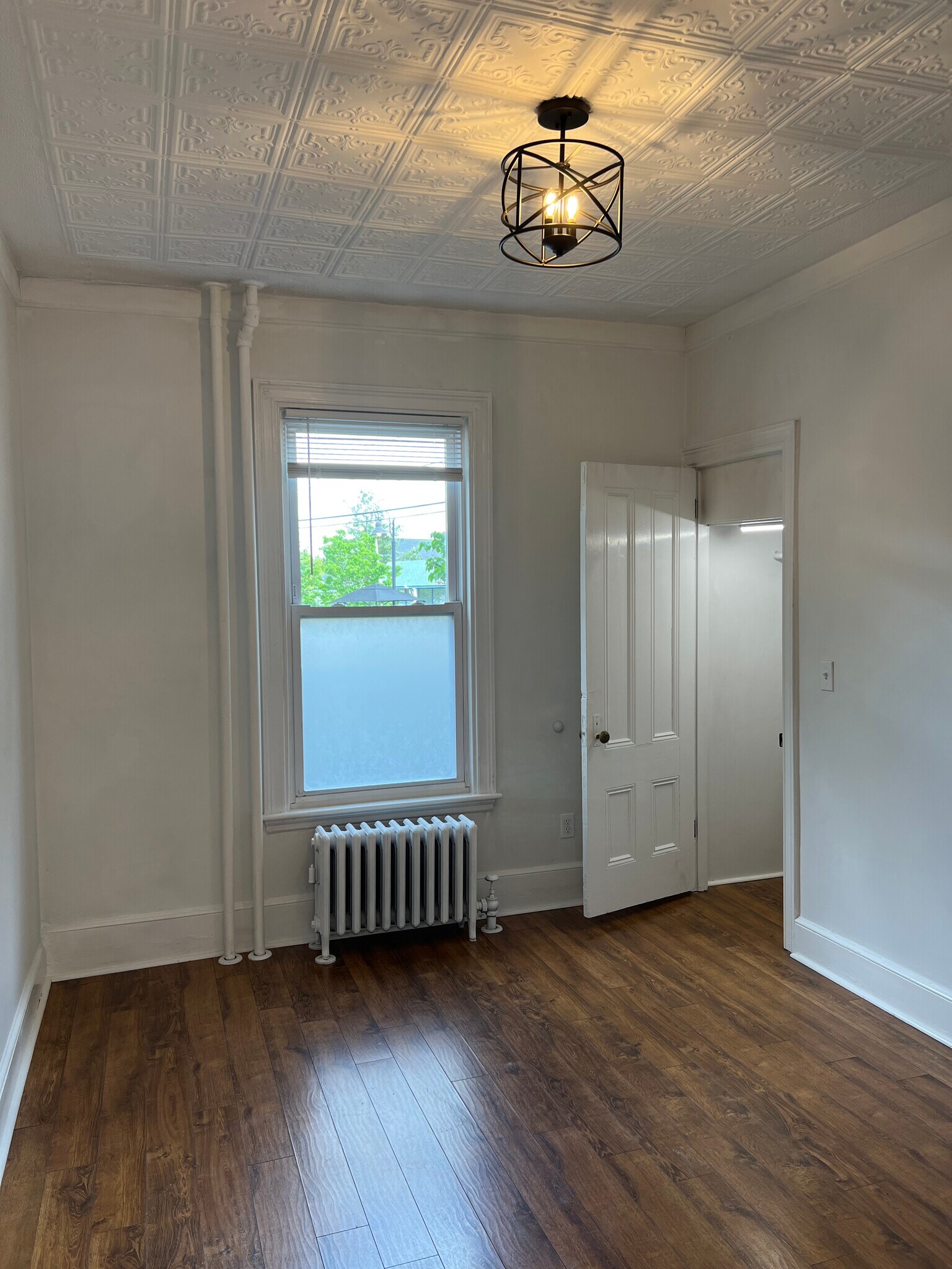 Building Photo - 1066 Forest Ave