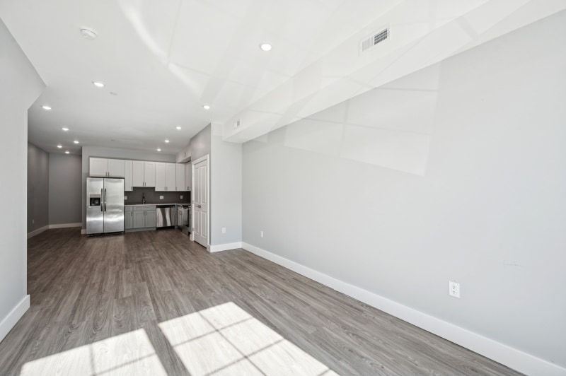 Building Photo - 707 W Cumberland St