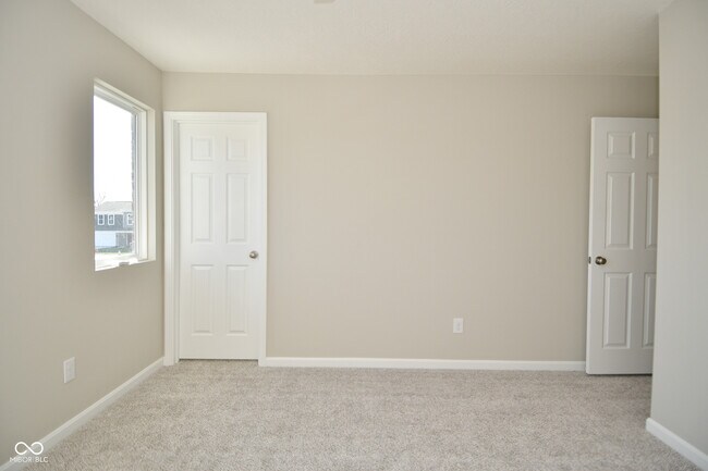 Building Photo - 9732 Evening Sky Way