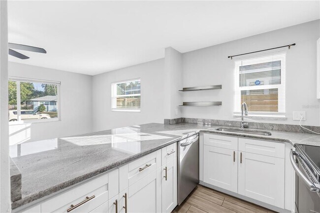 Building Photo - 5026 3rd Ave S