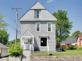 Building Photo - 1213 NE Lowry Ave