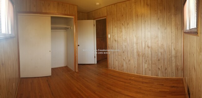 Building Photo - 3 Bedroom 1.5 Bath Near VA Includes Yard Care