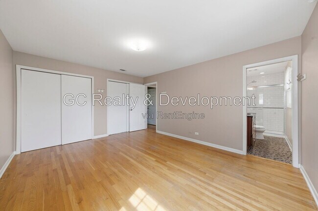Building Photo - 212 Tupelo Ave