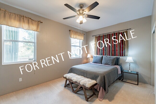 Building Photo - 12765 Walking Deer Pl