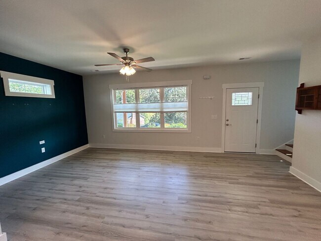 Building Photo - West AVL - 3/2 Contemporary Build Ready Now!