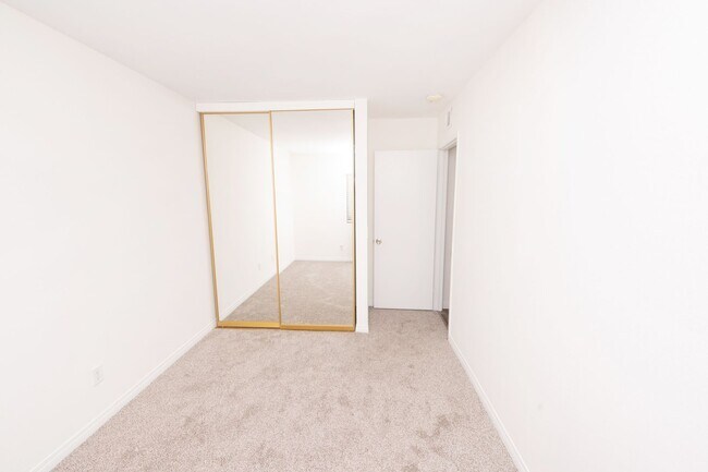 Building Photo - Move in Special: Spacious Downstairs Unit 3BR/2BA - 1/2 off FIRST Month Rent.