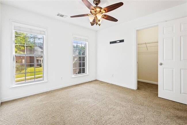 Building Photo - 3062 Eastbrook Terrace