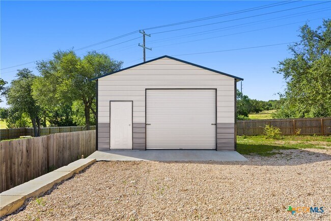 Building Photo - 1553 Justice Dr