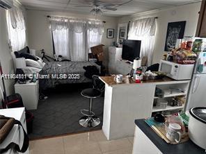 Primary Photo - 602 SW 8th Ave