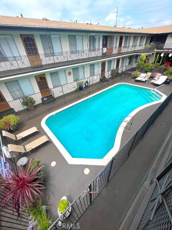 Building Photo - 2115 Placentia Ave