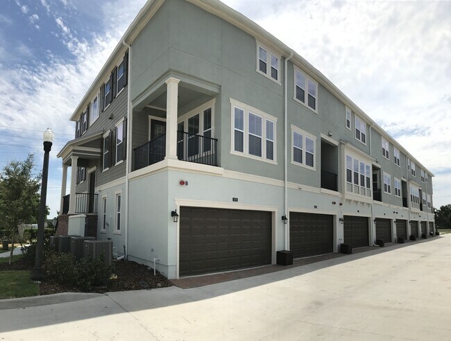 Building Photo - 478 Windmill Palm Cir