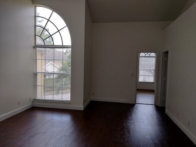 Building Photo - 5471 Grand Park Pl