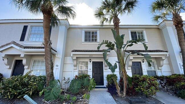 Building Photo - 4847 Palmbrooke Terrace