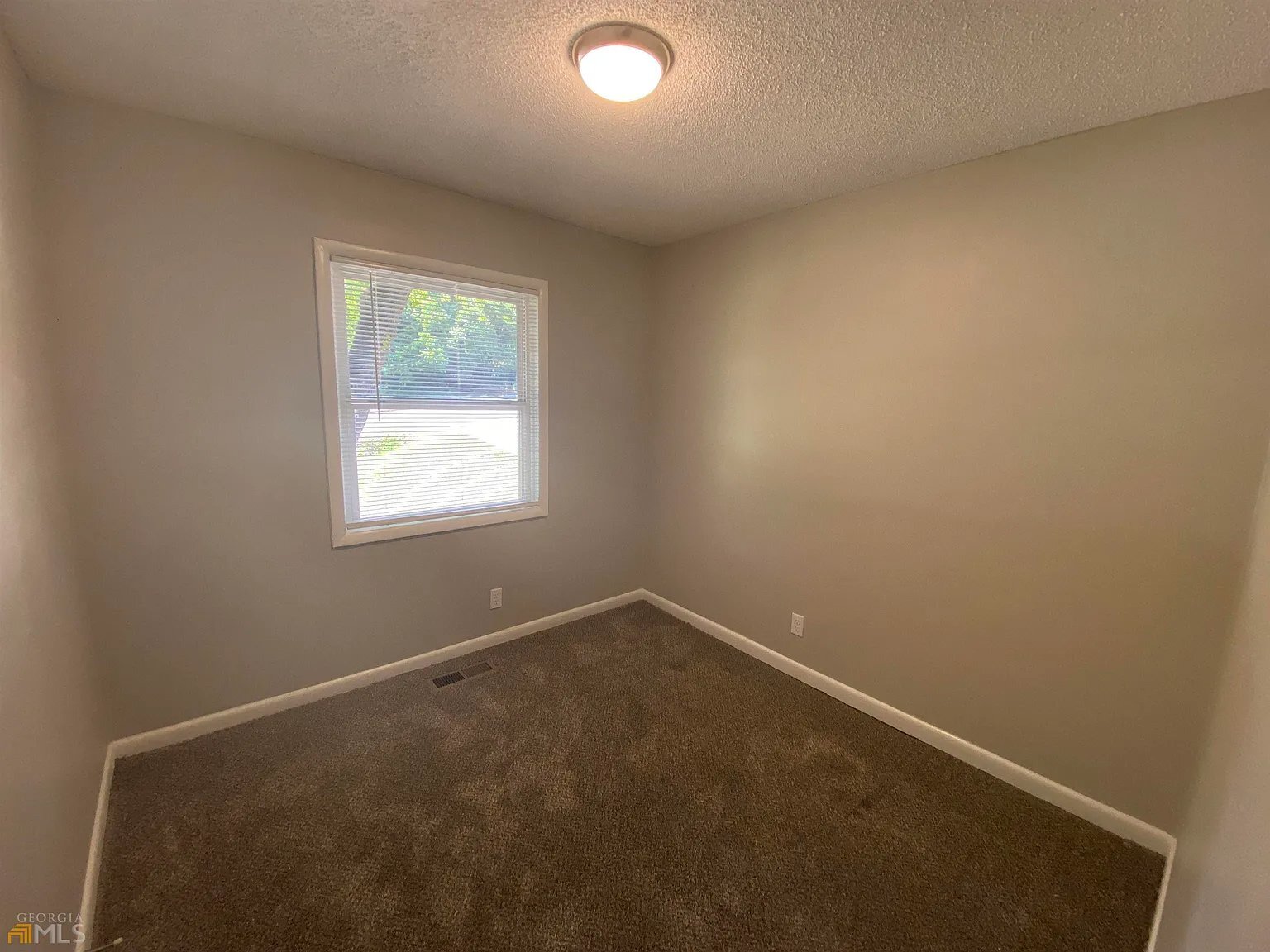 Building Photo - 316 N Pleasant Hill Rd