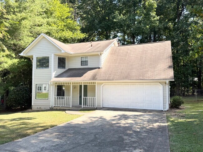Primary Photo - [NEW PRICE] Spacious 4 Bed / 2.5 Bath home...