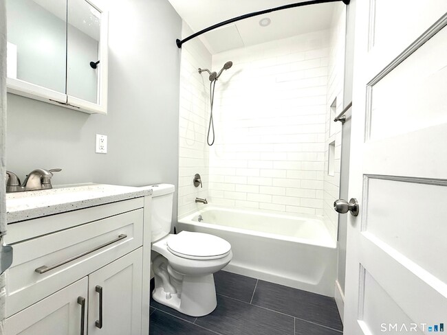 Building Photo - 7 Burritt Ave