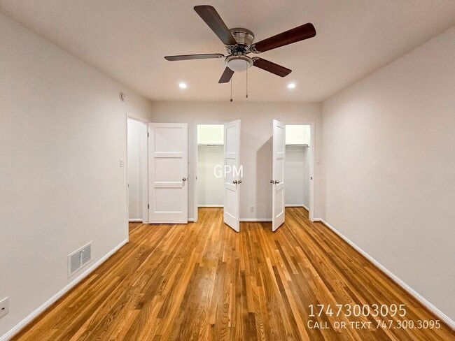 Building Photo - 2004 N Vermont Ave