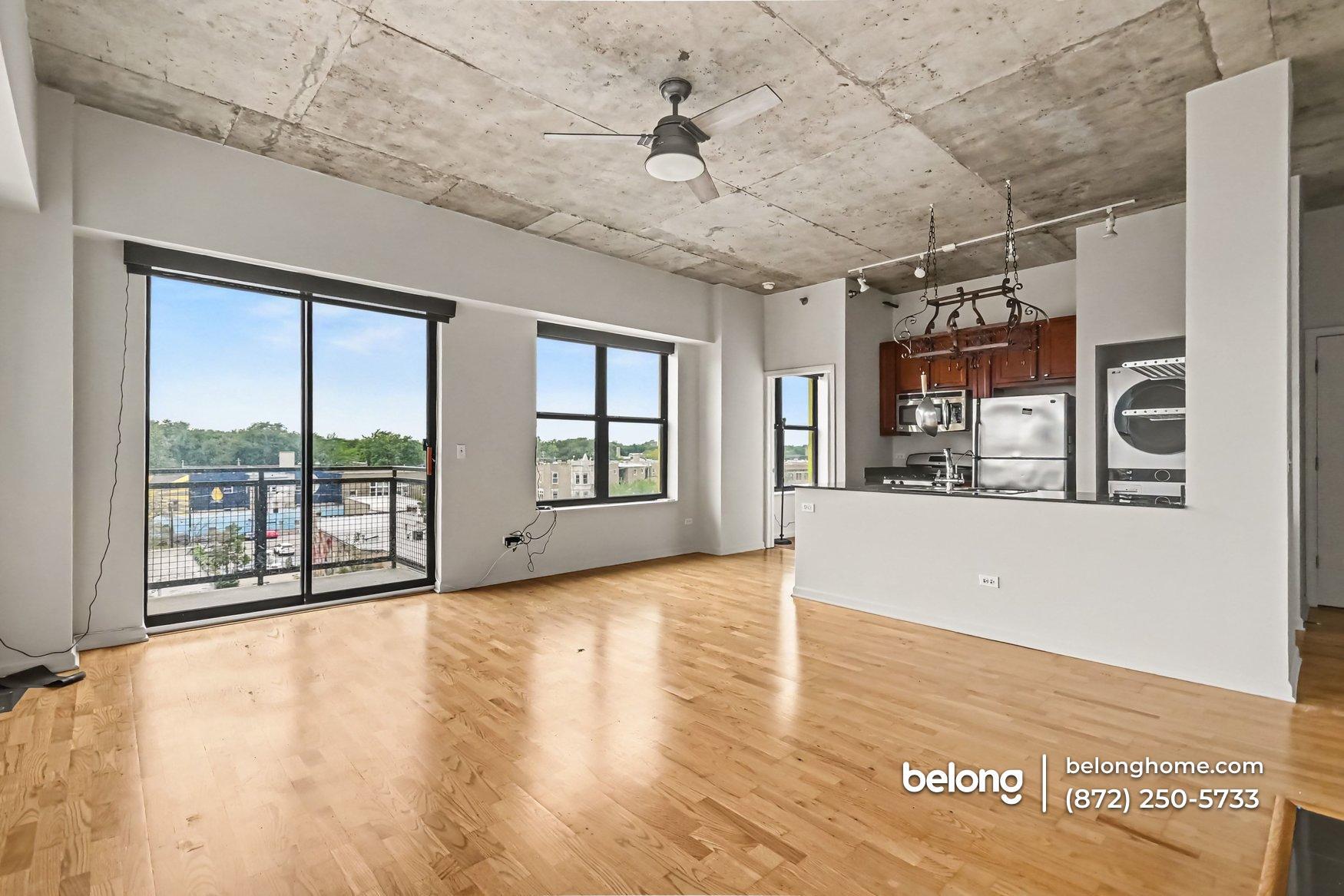 Building Photo - 1122 W Catalpa Ave