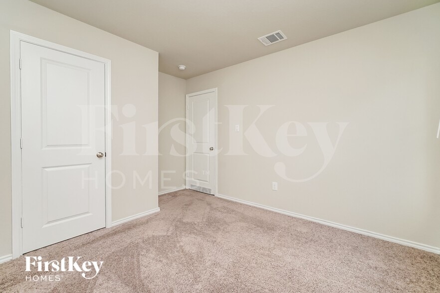 Building Photo - 6432 Pickaxe Way