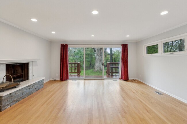 Building Photo - 9225 Karlov Ave