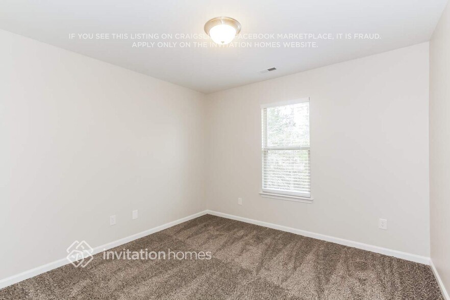 Building Photo - 847 Rook Rd